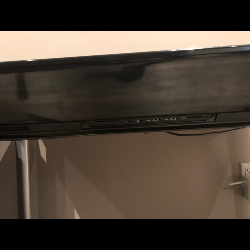 Samsung Surface 40” Tablet table RARE - Picture 2 of 3